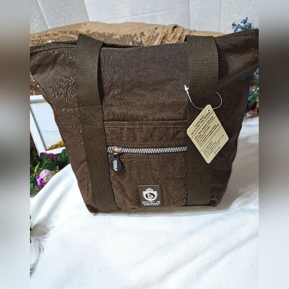 NWT Noble Mount Nylon Bag - Picture 1 of 13
